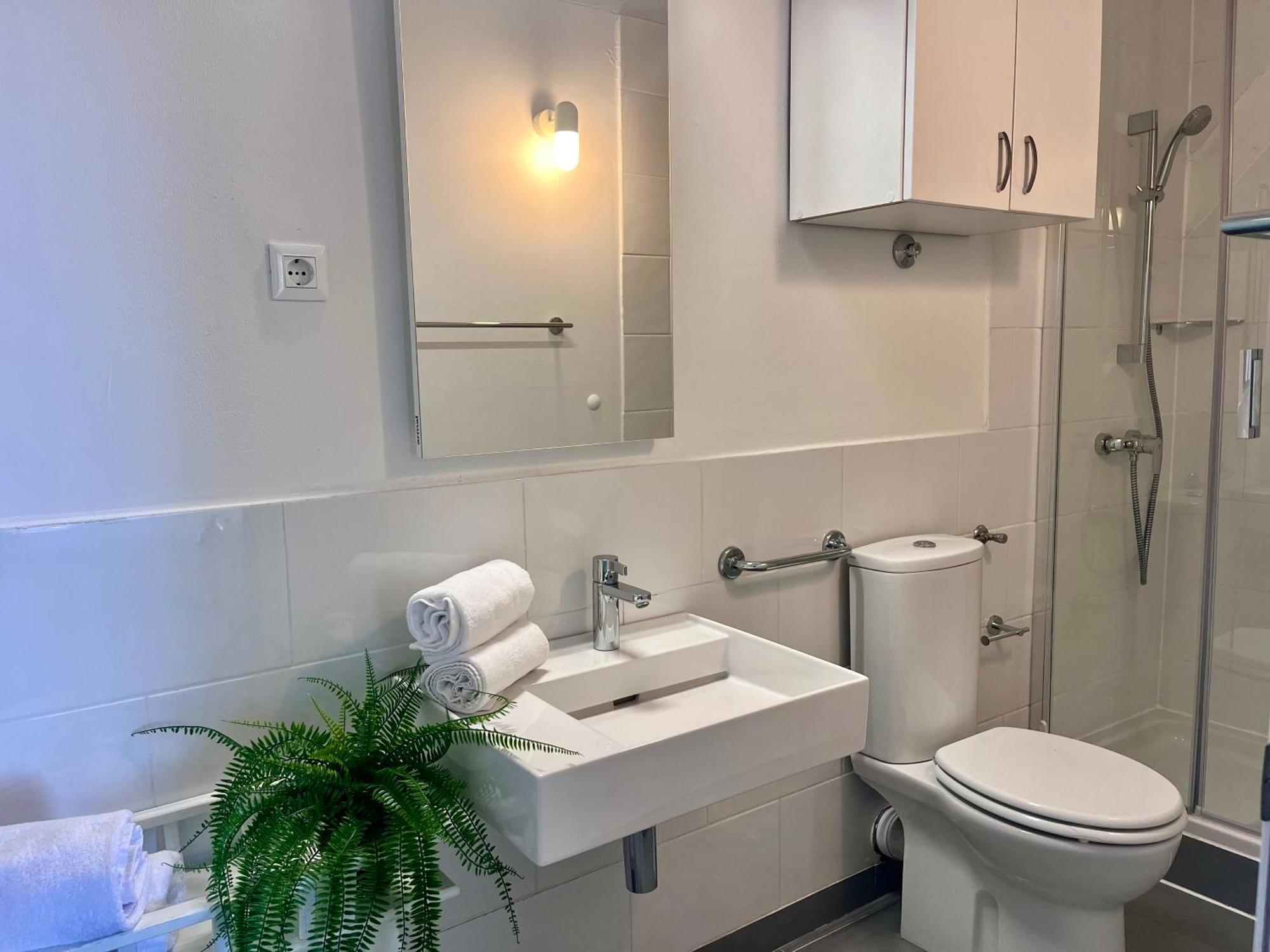 Waterman Beach Village Супетар Стая снимка
